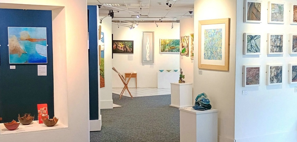 Open exhibitions at the gallery